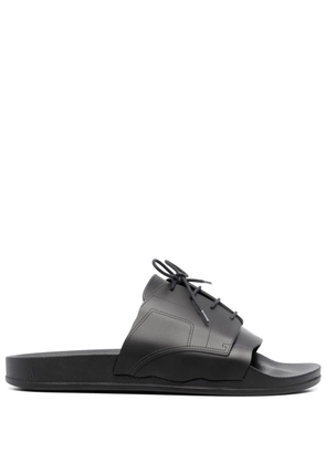 Maison Margiela lace-up pool slides - Black