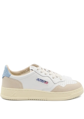 Autry Medalist leather sneakers - White