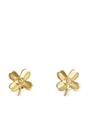 CHANEL Pre-Owned 2003 Gold Plated CC Clover Push Back Earrings costume earrings