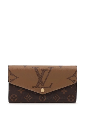 Louis Vuitton Pre-Owned 2021-2025 Monogram Sarah Reverse Wallet long wallets - Brown