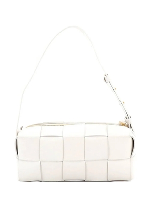 Bottega Veneta Pre-Owned Brick Cassette Maxi Intrecciato Leather Small shoulder bag - White
