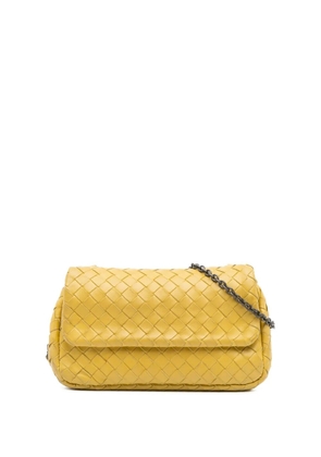 Bottega Veneta Pre-Owned 2012-2025 Mini Nappa Intrecciato Expandable Chain Flap crossbody bag - Yellow
