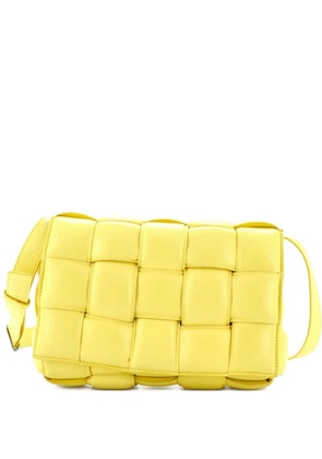 Bottega Veneta Pre-Owned Cassette Padded Maxi Intrecciato Leather Small crossbody bag - Yellow