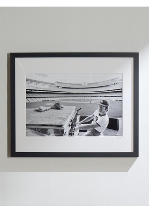 Sonic Editions - Framed 1975 Elton John Rehearses at Dodger Stadium Print, 16" x 20" - Men - Black