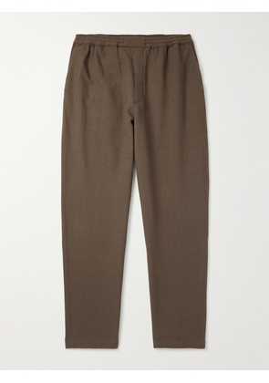 A Kind Of Guise - Banasa Straight-Leg Seersucker Suit Trousers - Men - Brown - IT 46