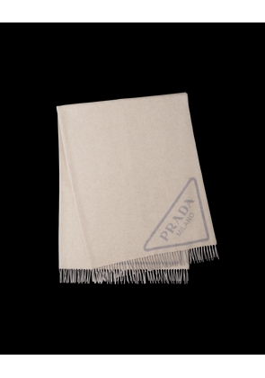 Double cashmere throw