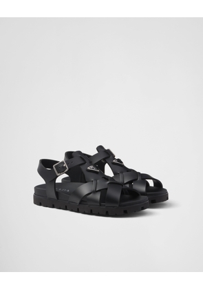 Crisscross rubber sandals
