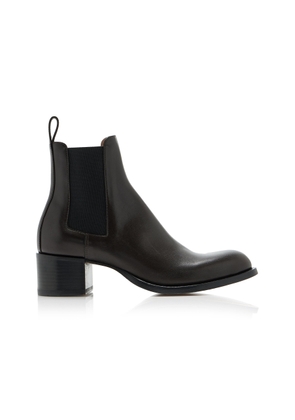 The Row Nobilis Leather Chelsea Boots - Moda Operandi