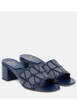 Valentino Garavani Toile Iconographe leather-trimmed denim slides
