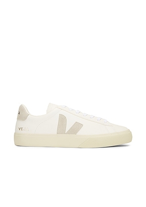 Veja Campo Sneaker in Extra White & Natural Suede - White. Size 41 (also in 40, 42, 44, 45).