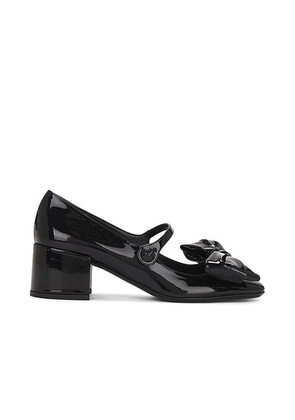 Valentino Garavani Patent Bow Jane 50 Mary Jane Pump in Nero - Black. Size 36 (also in ).