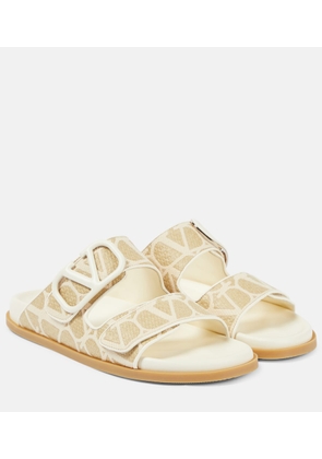 Valentino Garavani VLogo Signature raffia slides