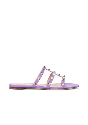 Valentino Garavani Rockstud Slide in Glicine - Purple. Size 36 (also in 36.5, 37).