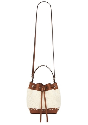 Valentino Garavani Rockstud Drawstring Bag in Naturale & Selleria - Tan. Size all.