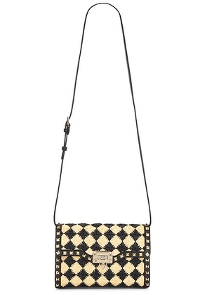 Valentino Garavani Raffia Small Rockstud Shoulder Bag in Naturale & Nero - Black,Neutral. Size all.