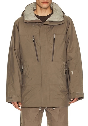 Whitespace Parka Jacket in Falcon - Grey. Size L (also in M, S, XL/1X, XXL/2X).