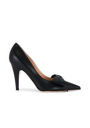 Valentino Garavani Bowow Pump in Nero - Black. Size 37 (also in 37.5, 38, 38.5, 39, 40, 41).