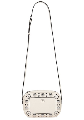 Valentino Garavani Nellcote Crossbody Bag in Light Ivory - Ivory. Size all.