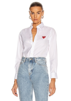 COMME des GARCONS PLAY Cotton Button Down with Red Emblem in White - White. Size L (also in M).