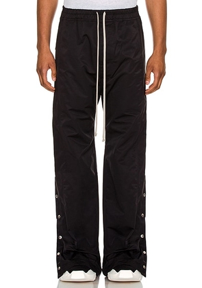 DRKSHDW by Rick Owens Pusher Pant in Black - Black. Size L (also in XL/1X).