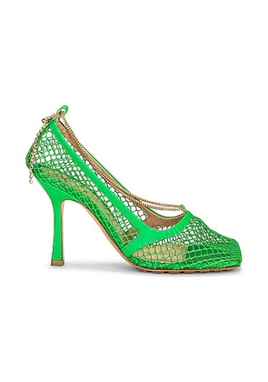 Bottega Veneta Stretch Pumps in Parakeet - Green. Size 36 (also in 36.5, 37, 37.5, 39.5).