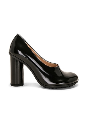 Bottega Veneta Atomic Pump in Black - Black. Size 37 (also in ).