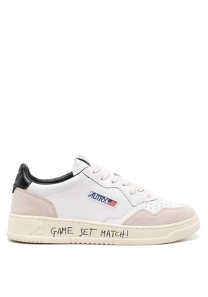 Autry Medalist Low-Top Sneakers