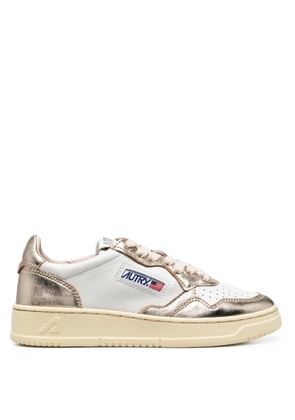 Autry Medalist Low Bicolor Sneakers