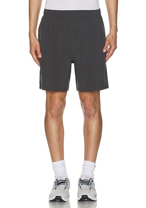 Beyond Yoga Pivotal Performance Short Unlined in Graphite - Grey. Size XL/1X (also in ).
