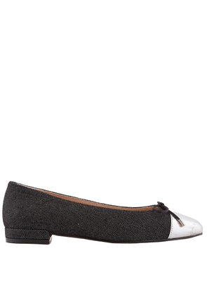 Stuart Weitzman Sleek Bow Ballerina Flats