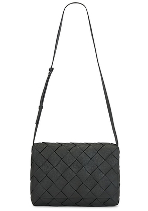 Bottega Veneta Intreccio Taurillon Crossbody Bag in Dark Green & Silver - Dark Green. Size all.