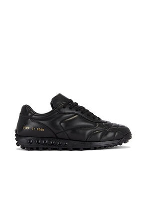 Common Projects Soccer Shoe in Total Black - Black. Size 40 (also in ).