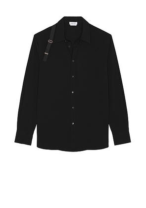 McQueen Logo Tape Harness Shirt in Black - Black. Size 17 (also in ).