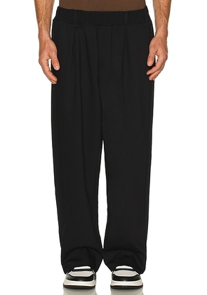 Etai LA Comfy Dress Pant in Black - Black. Size L (also in M, XL/1X).