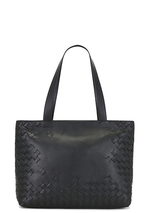 Bottega Veneta Intrecciato 15 Silky Calf Archibe Tote Bag I in Black & Silver - Black. Size all.