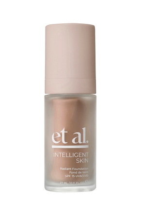 ET AL. Intelligent Skin Radiant Foundation SPF15 27ml - 140N