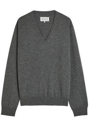 Maison Margiela V-neck Wool Jumper - Dark Grey - L (UK14 / L)