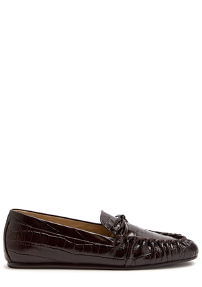 Stuart Weitzman Britt Bow Crocodile-effect Patent Leather Loafers - Brown - 40 (IT40/ UK7)