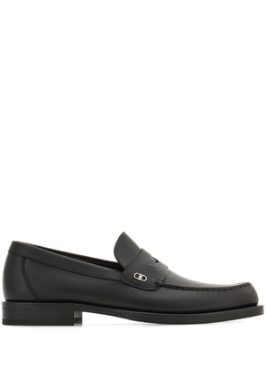 Ferragamo Gancini-plaque leather loafers - Black