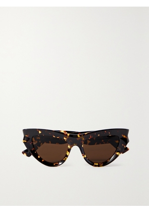 BOTTEGA VENETA EYEWEAR - Edgy Cat-eye Tortoiseshell Acetate Sunglasses - One size