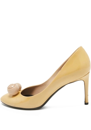 Louis Vuitton Pre-Owned logo-beads pumps - Neutrals