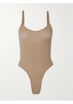 SKIMS - Everyday Sculpt Bodysuit - Clay - Neutrals - XXS,XS,S,M,L,XL,2XL,3XL,4XL