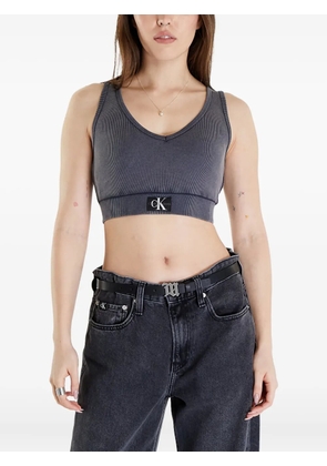 Calvin Klein Jeans logo-patch crop top - Grey