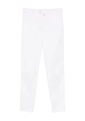 Kiton logo-patch trousers - White