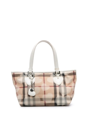Burberry Pre-Owned 2000-2010 House Check Coated Canvas Hearts Gracie tote bag - Brown