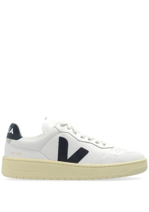 VEJA V90 Chromefree leather sneakers - White