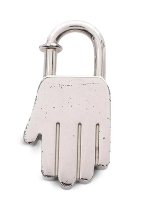 Hermès Pre-Owned 2002 hand-motif padlock charm - Silver