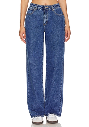 Abrand 95 Baggy Jeans in Denim-Medium. Size 27. Also in 28.