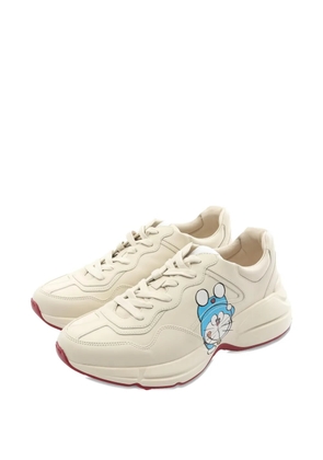 Gucci Pre-Owned 2010s Doraemon leather sneakers - Neutrals