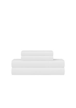 Barefoot Dreams Full Washed Bamboo Sheet Set in White.